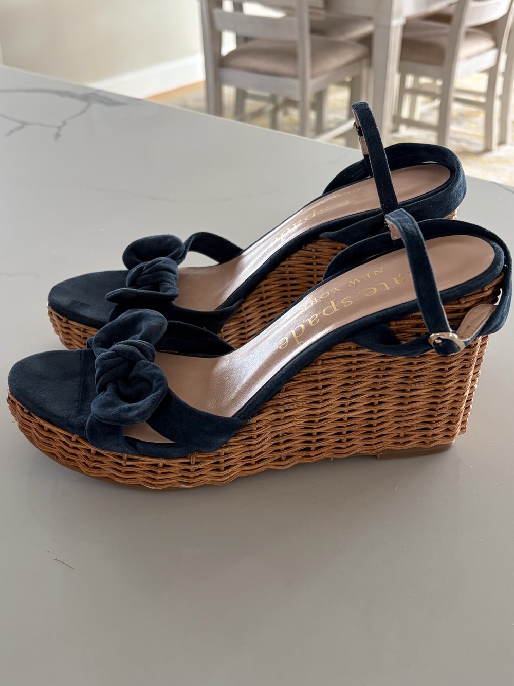 Kate Spade New York Navy Blue Suede Bow Wicker Wedge Espadrille Sandals Size 9 - Picture 4 of 16